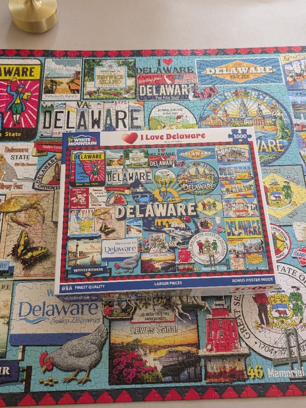 Like New White Mountain "I Love Delaware" 1,000 Piece Puzzle